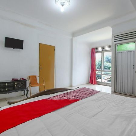 Oyo 3242 Penginapan Saa'Ada Syariah Pagaralam Exterior photo