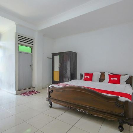 Oyo 3242 Penginapan Saa'Ada Syariah Pagaralam Exterior photo