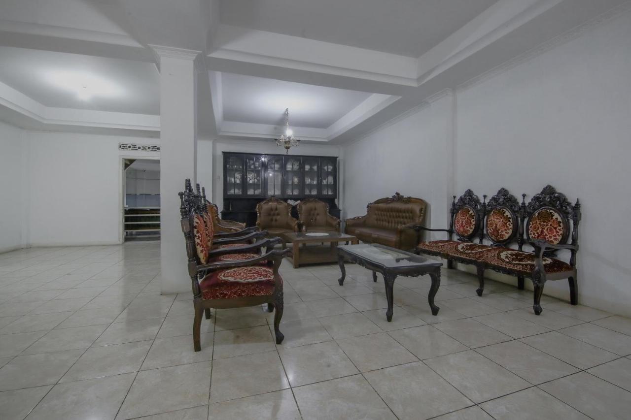 Oyo 3242 Penginapan Saa'Ada Syariah Pagaralam Exterior photo